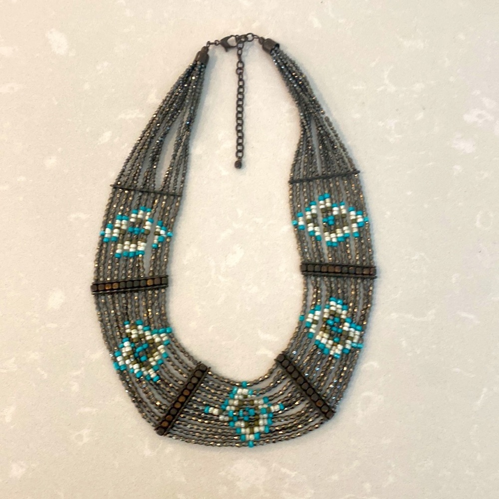 Diamond Pattern Beaded Statement Necklace Euc - image 5